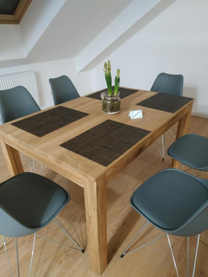 Apartament"Nad Niwka 6" Z Zamykanym Bezplatnym Parkingiem Bielsko-Biała Esterno foto